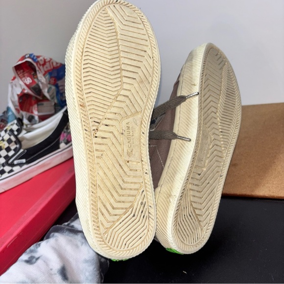 Cariuma Pantone Unisex Beige Tan High-Top Sneakers Men's 6.5 Women's 8 Lace Up - Picture 14 of 14